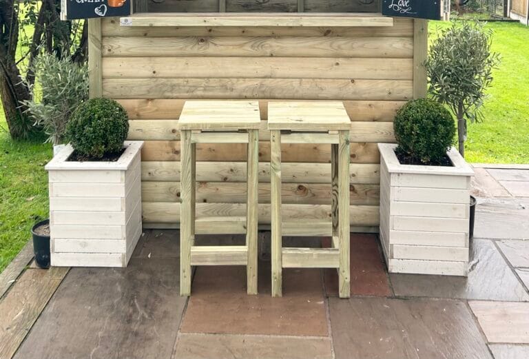 Outside bar stool